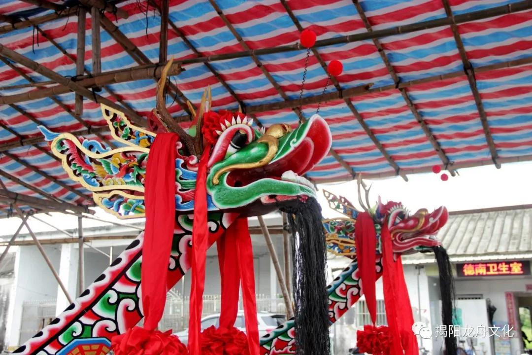 德桥庵下新龙舟竣工