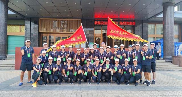 深圳龙舟队不畏强手，广东省第十六届运动会群众体育组龙舟比赛力争上游